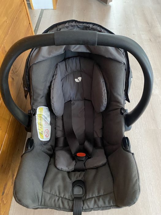 Vand scoica Joie Snug in stare impecabila