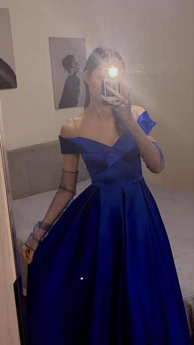 Вечернее платье