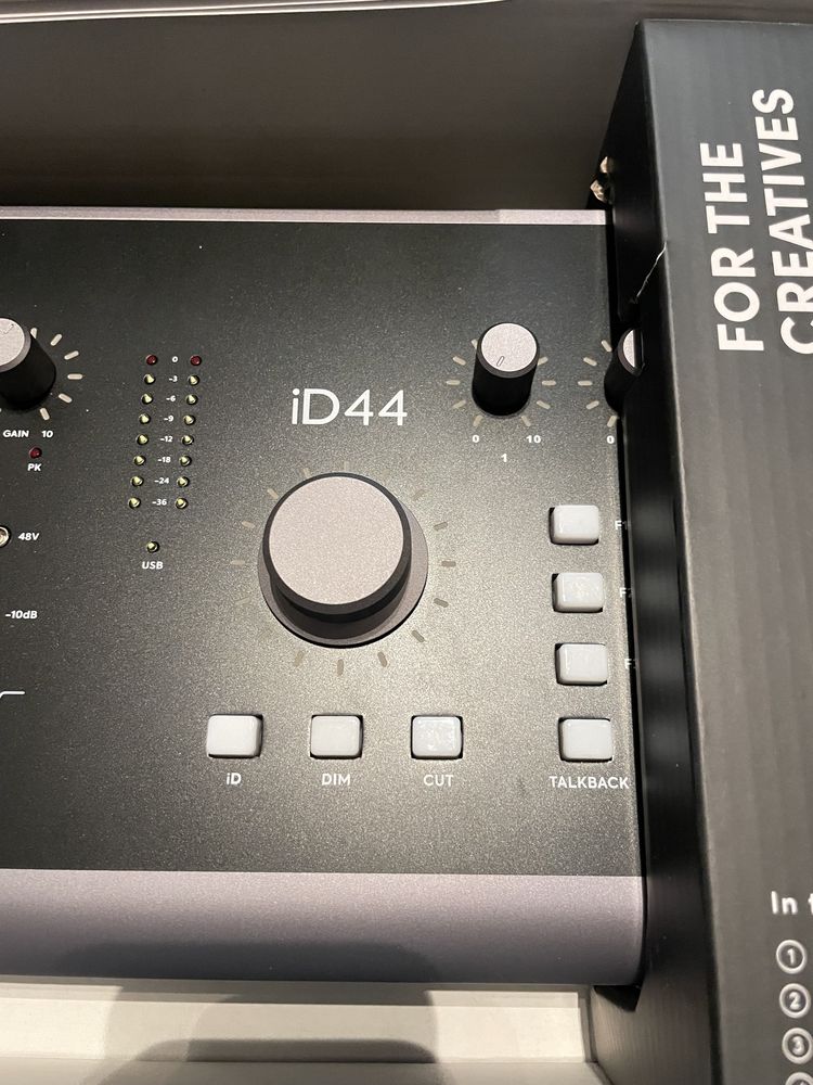 Interfata Audio USB Audient iD44 MKII