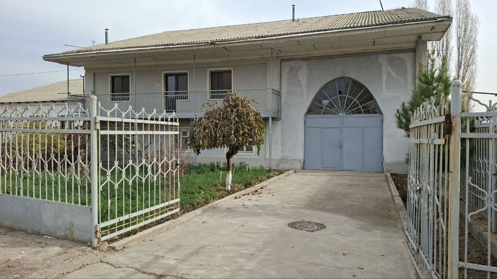 Сдаётся в аренду двухэтажный дом на Уртачирчикском районе