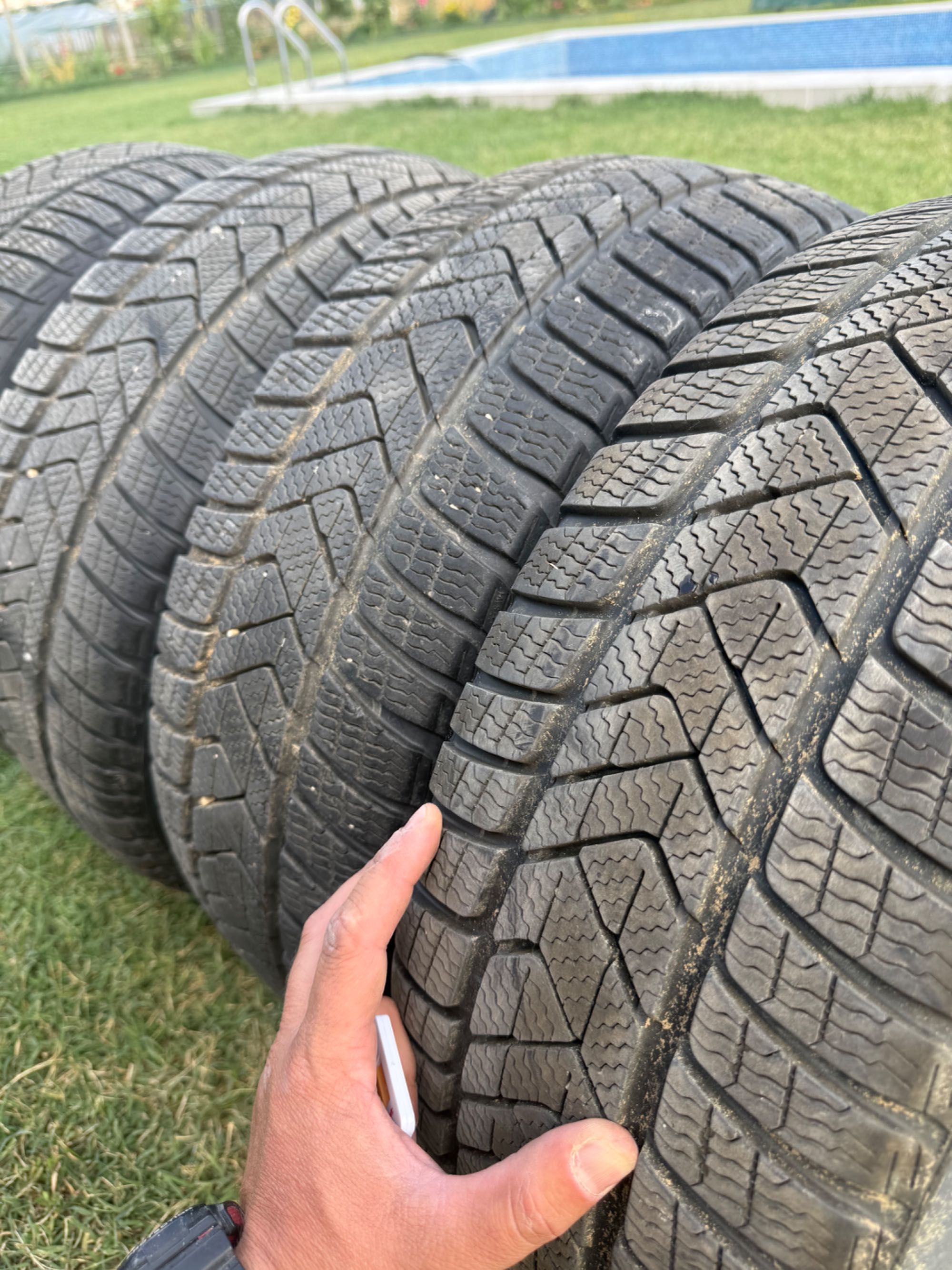 Зимни гуми Pirelli 205/55/16 runflat