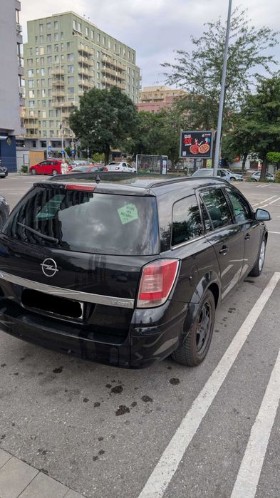 Opel Astra 2010 1.7 CDTI 111 YEAR EDITION