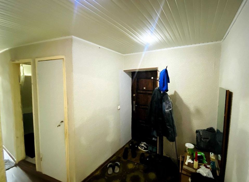 Продаётся трёхкомнатная на метро Максим Горького