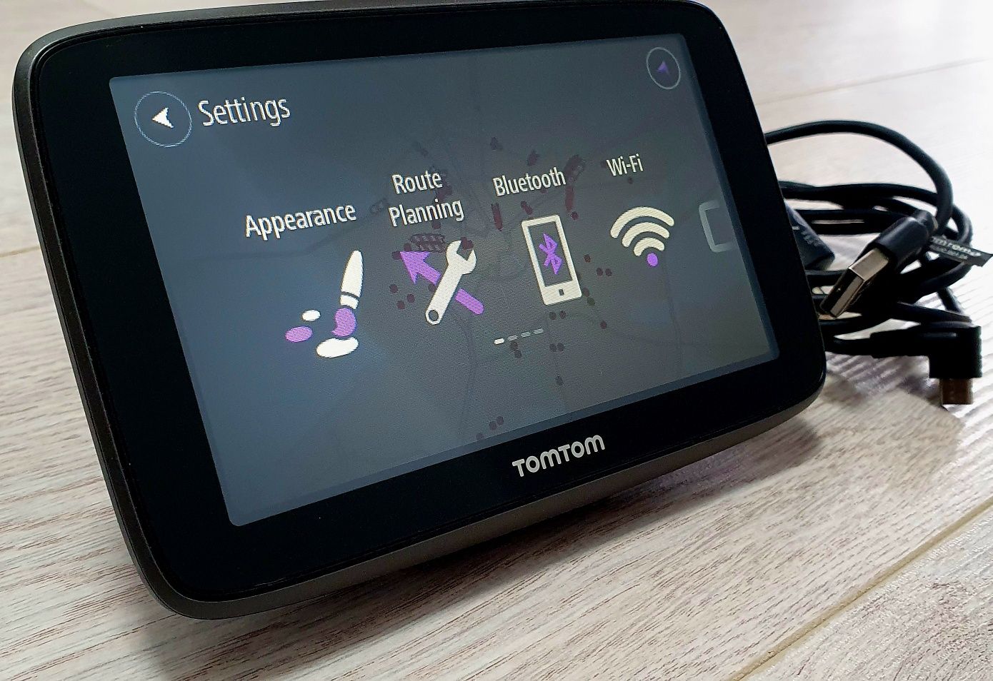 Tomtom Go 5200 cu Wi-Fi și SIM