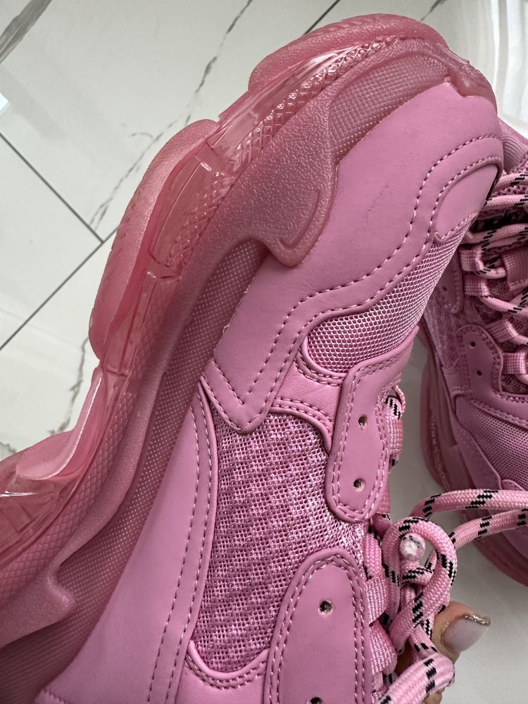Налични Розови Balenciaga