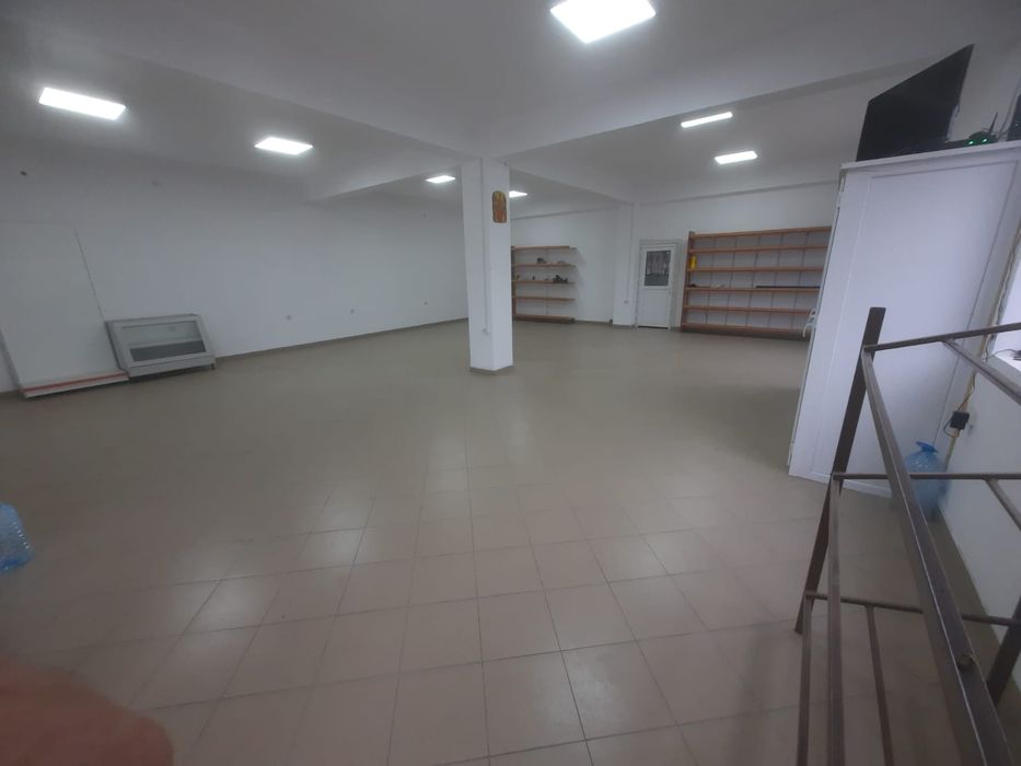 Vând sau închiriez