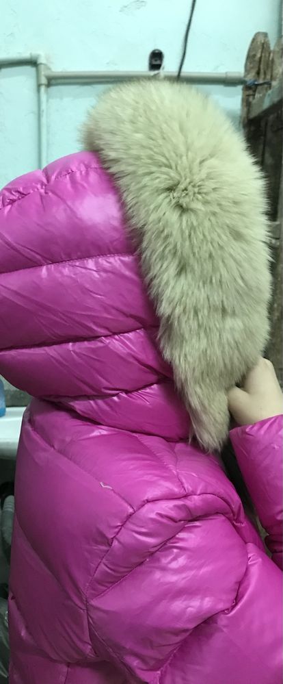 Богатя естествена  яка от лисица