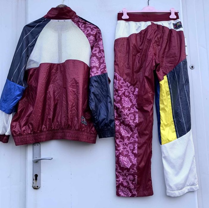 Nike NSW уникален оригинален дамски екип М/Л размер