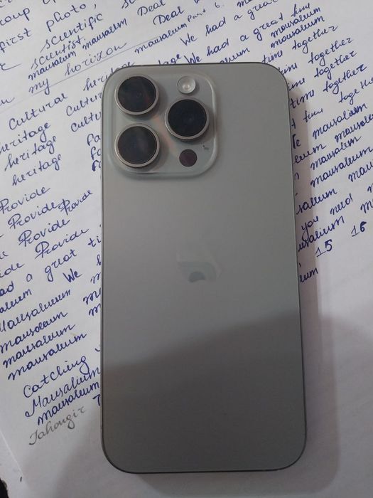 iPhone 15 pro J/A sim karta ketadi, xotirasi 256, yomkst 86
