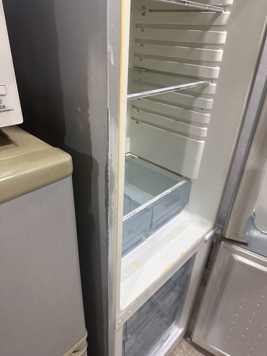 Продам холодилник рабочий