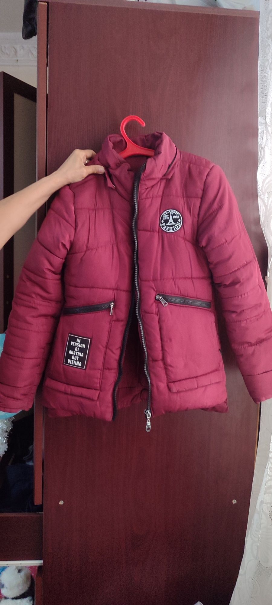 Продаются женские вещи