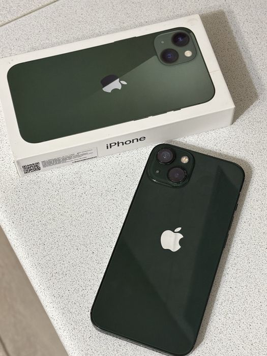 Продам Iphone 13