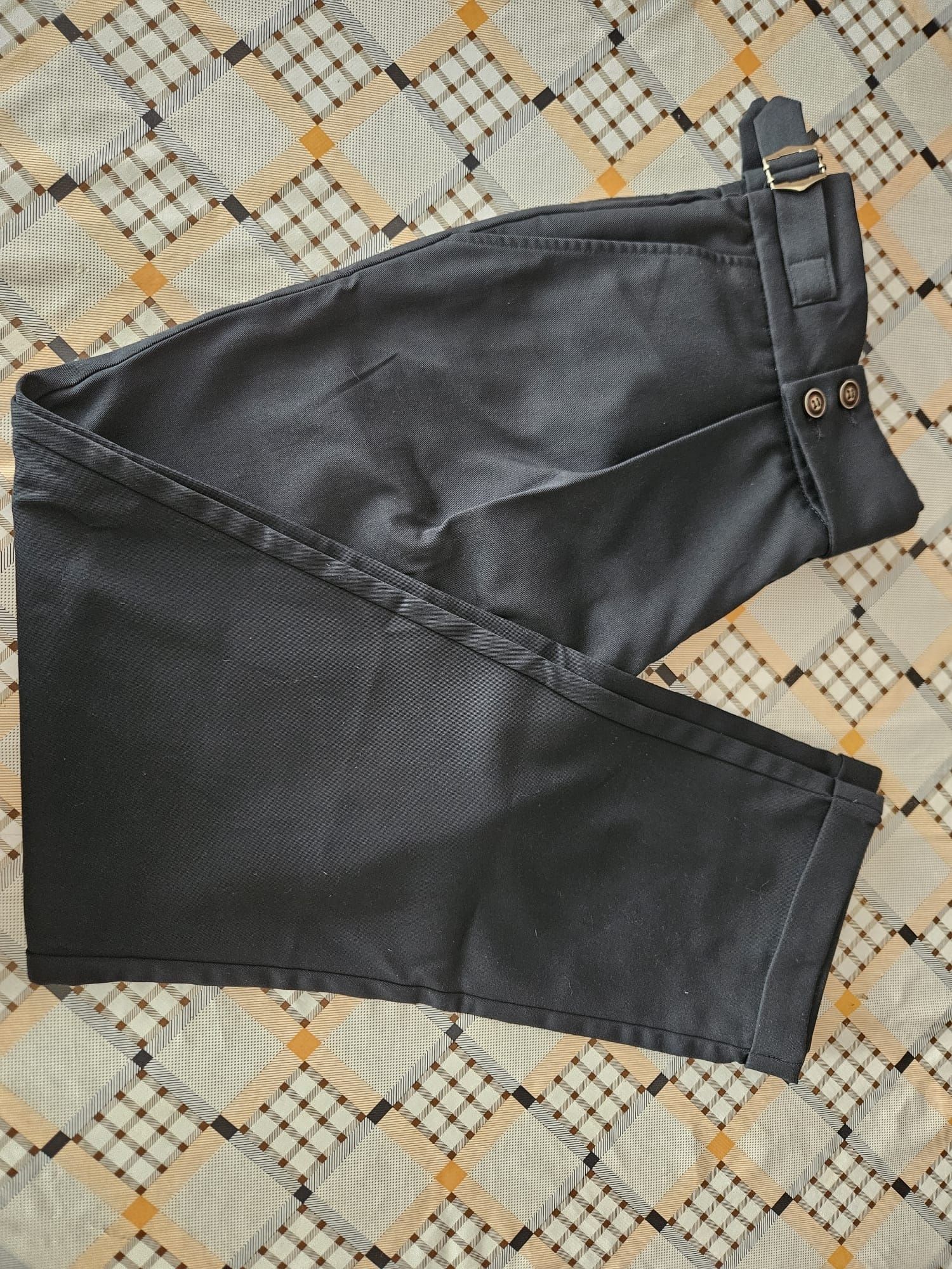 Pantaloni eleganti cu talie ajustabilă