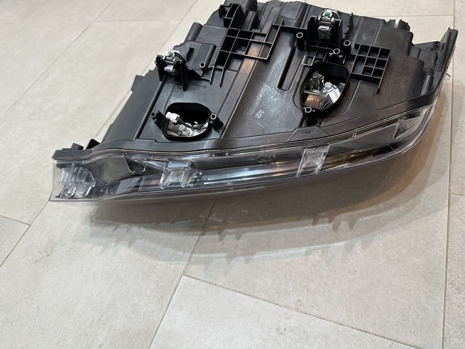 Far dreapta bmw f30 f31 full led adaptiv lci shadow line 2015-2018