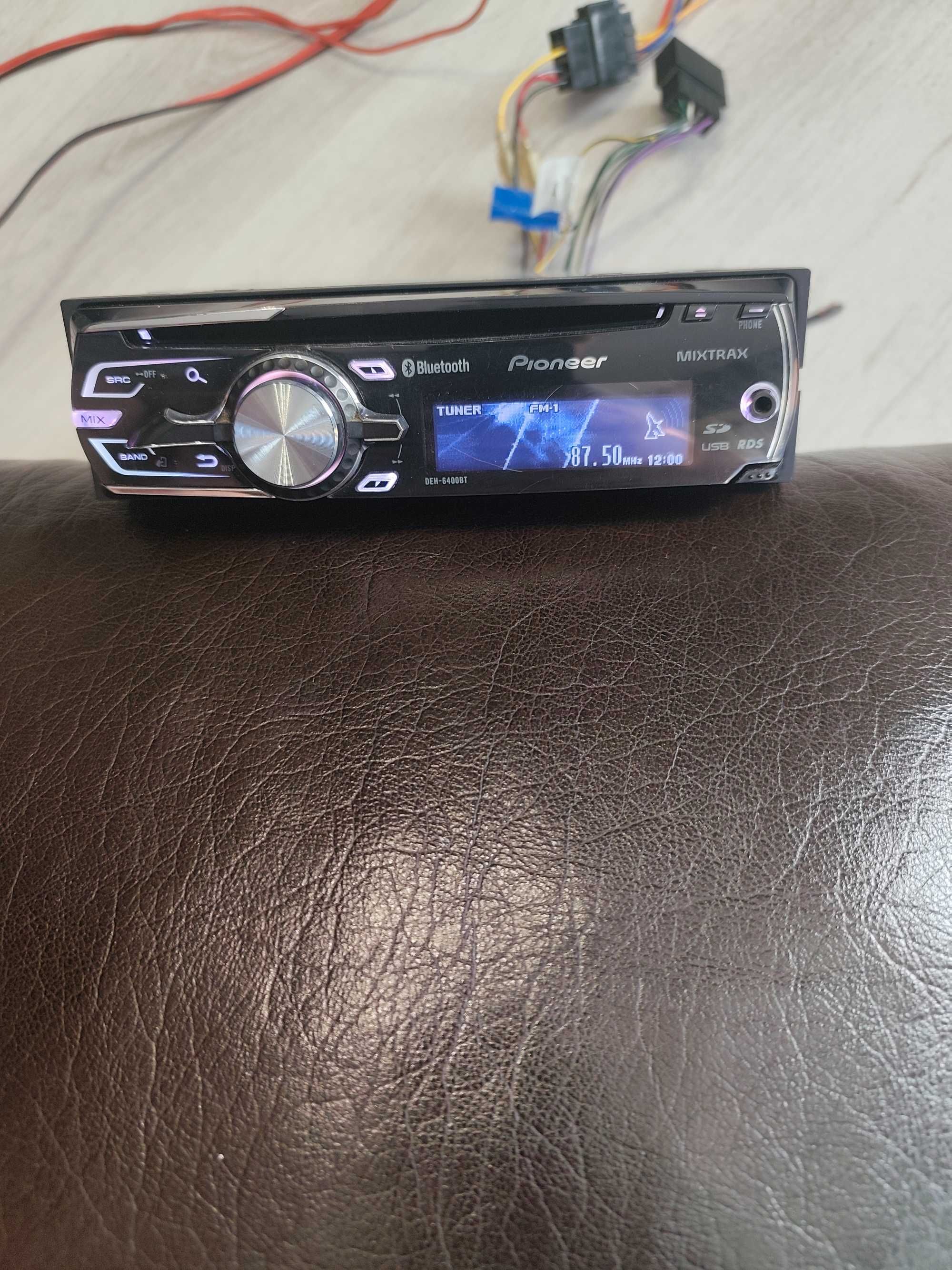 Pioneer - DEH-6400BT