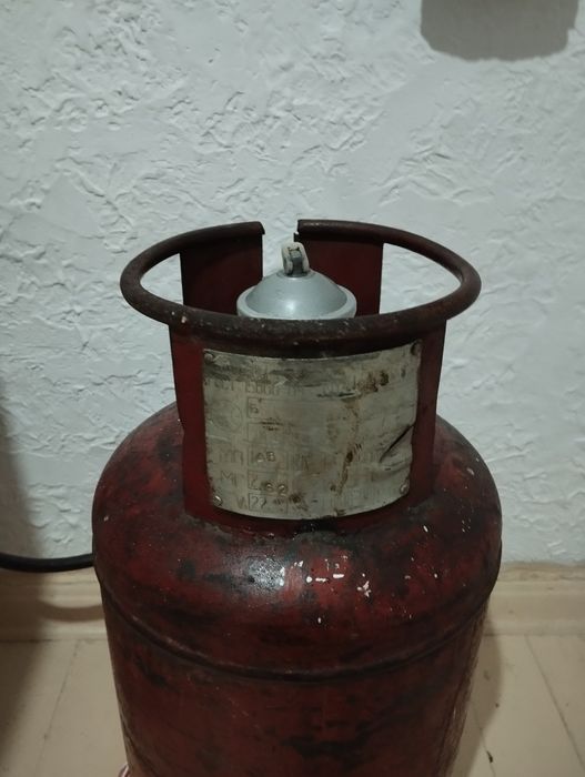 Продам газовый баллон
