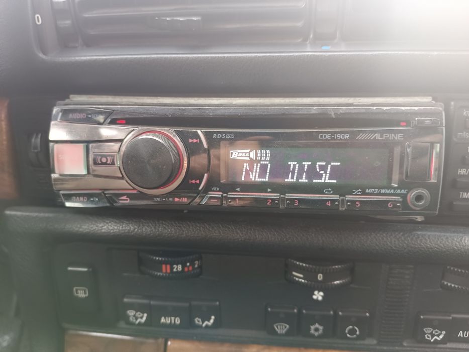 Магнитола alpine CDE-190R