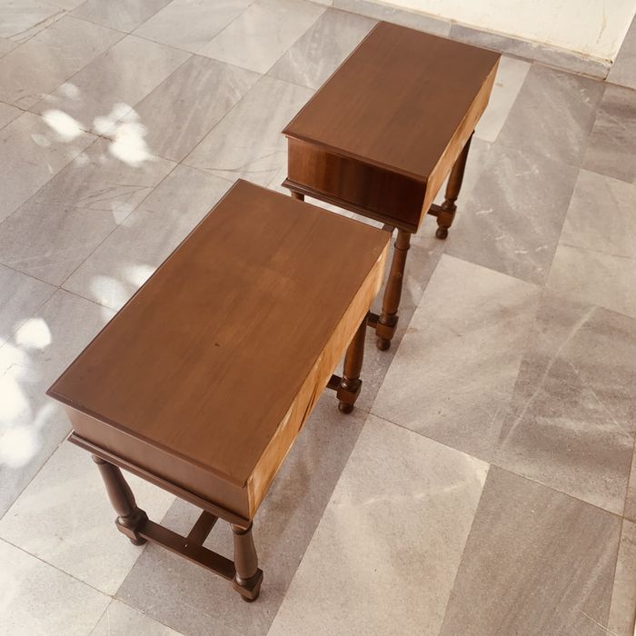 Италиански нощни шкафчета от 70-те/80-те