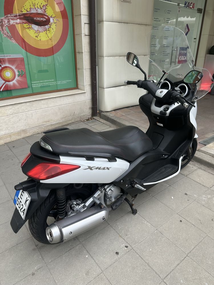 Yamaha X-max 250