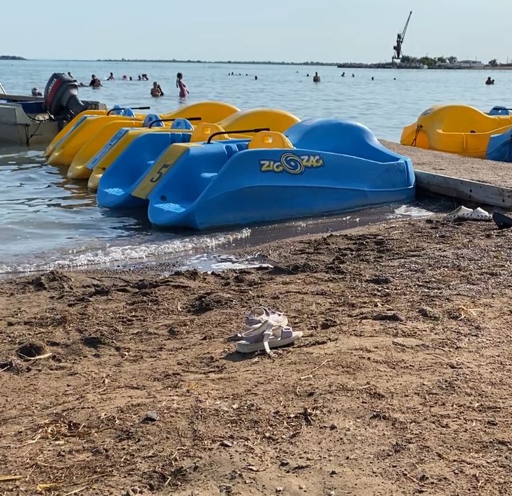 Продам прогулочный катамаран ZIG ZAG.