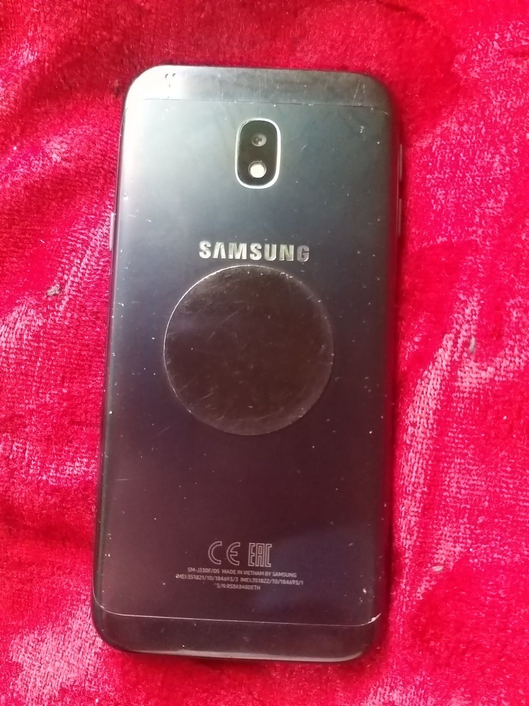 Samsung j330 sotiladi