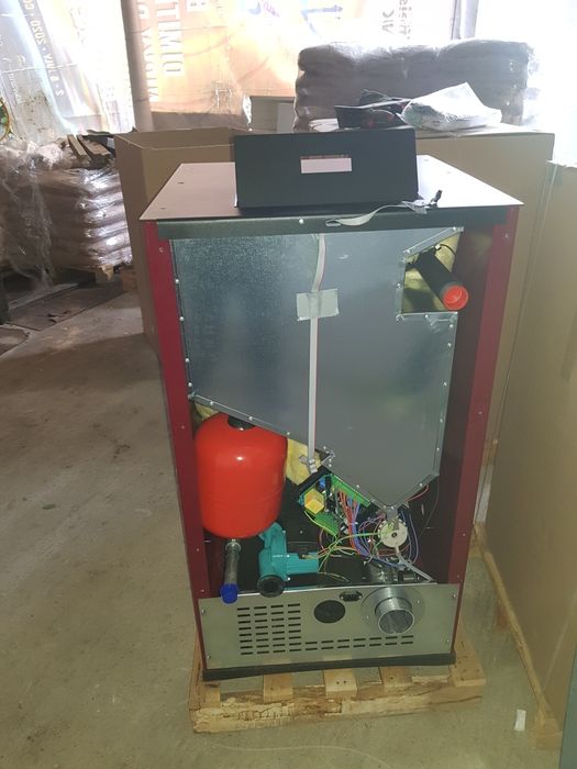 Centrală  termică cu Peletii 32 kw