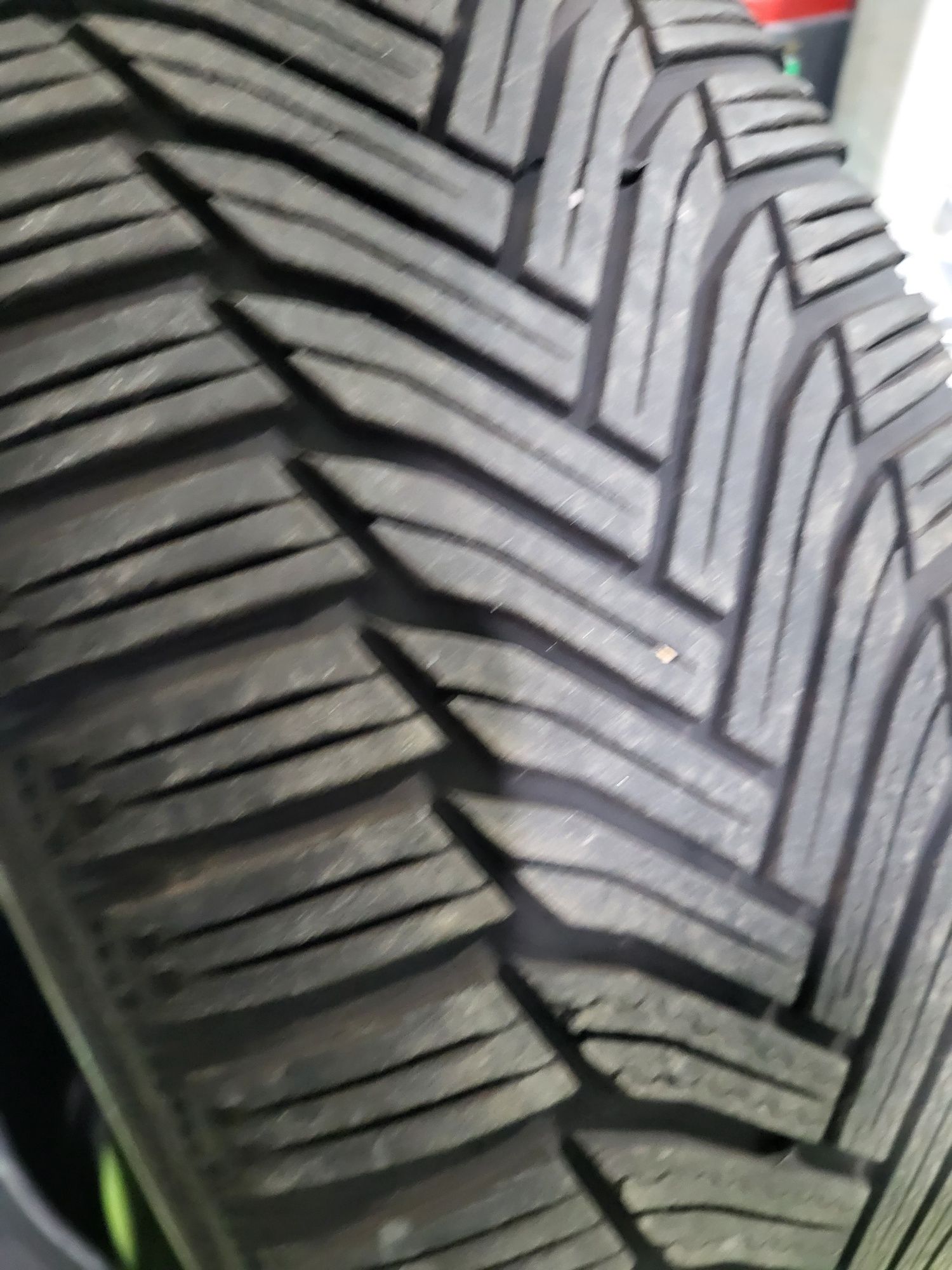 3 бр зимни 215/60/16 Michelin