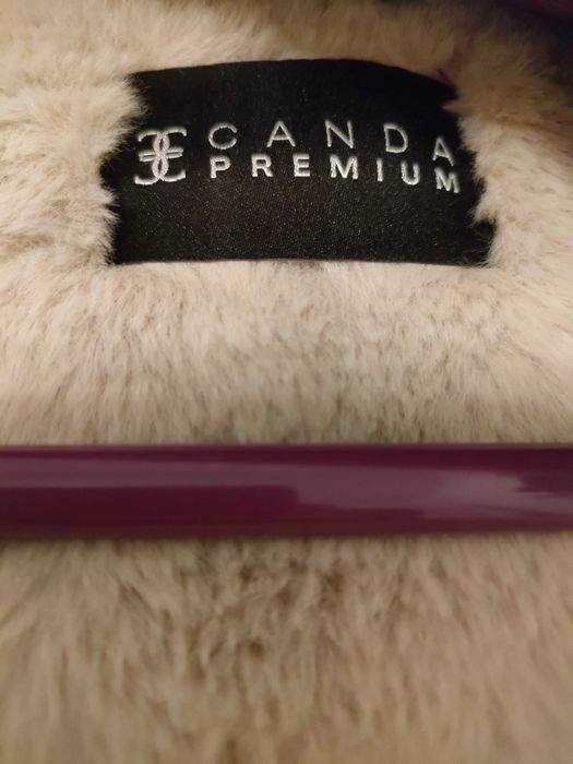 Cojoc imblanit la interior