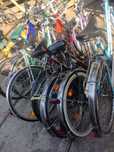 Vând biciclete diferite modele