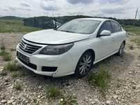Rensult Latitude 300 Diesel V9X DEZMEMBRARI