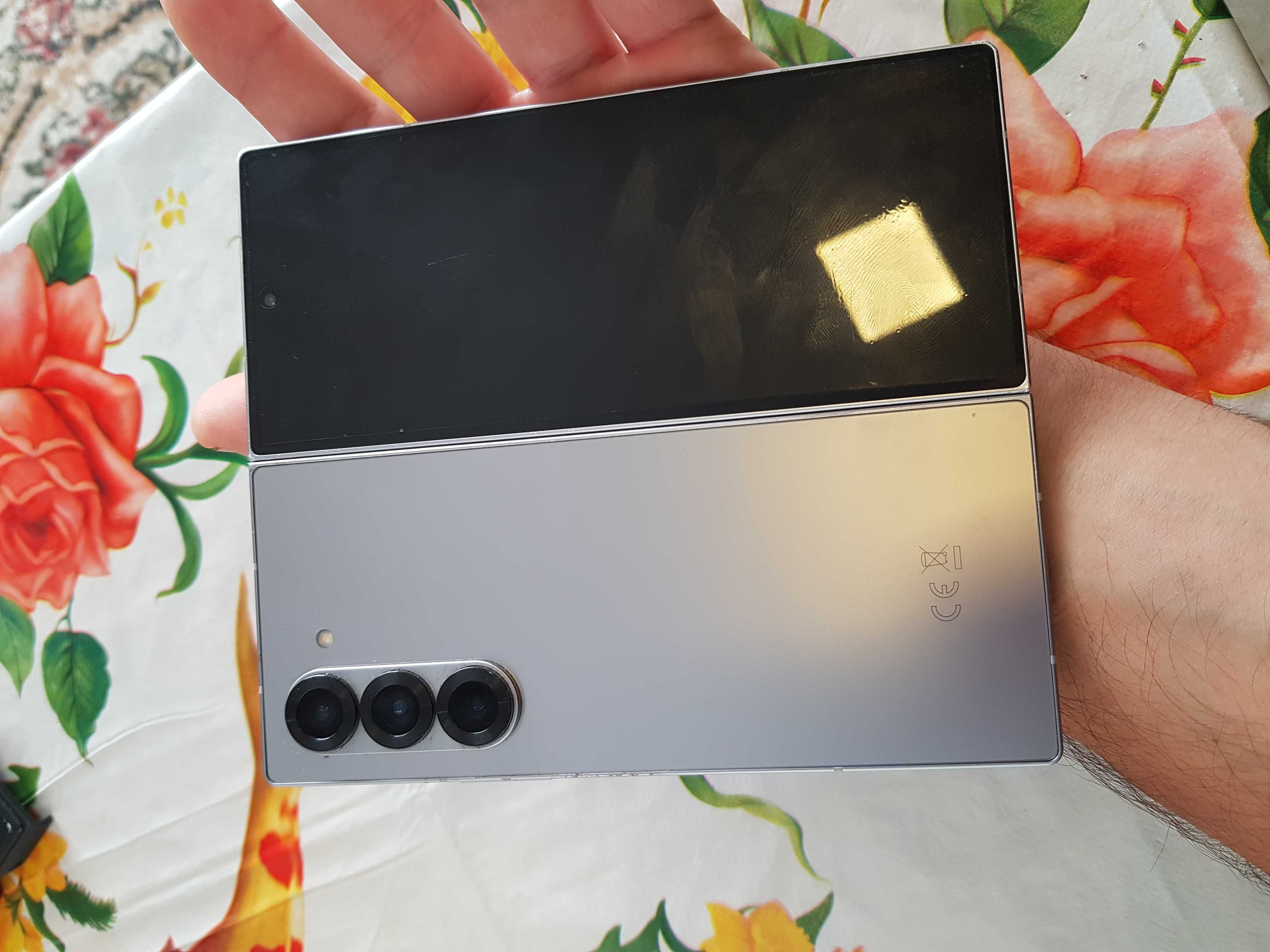 Samsung Galaxy Z fold 6