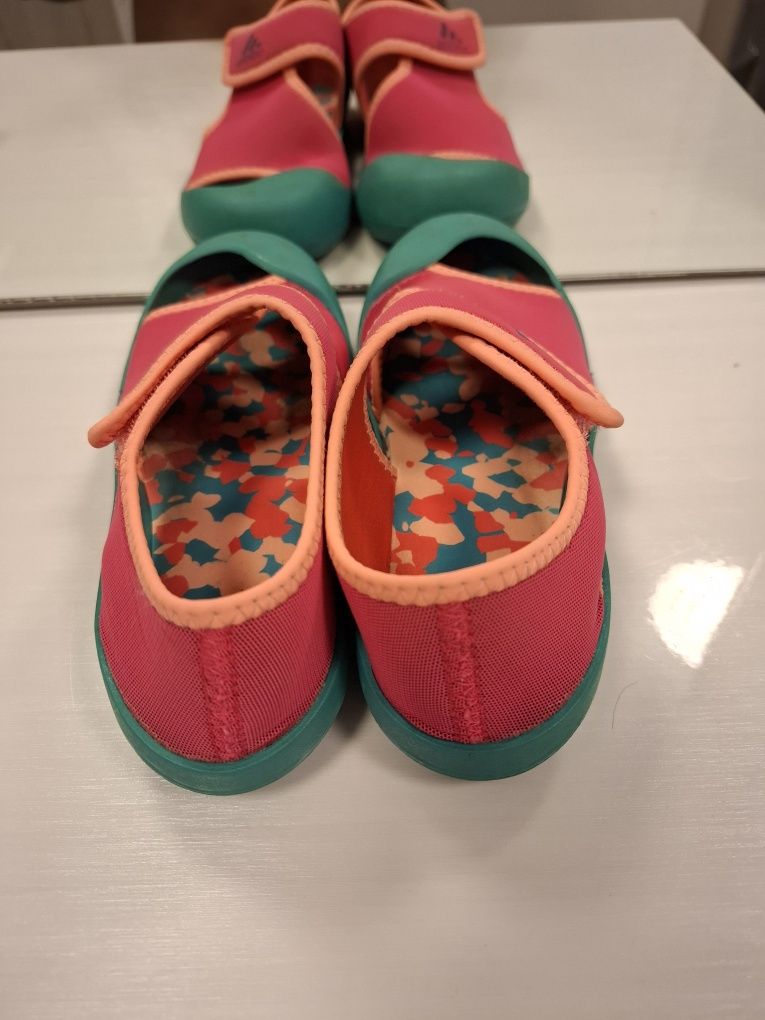 Adidas сандали за момиче