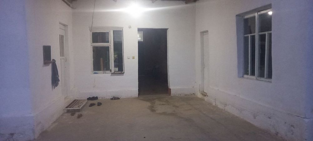 Umidan xovli sotiladi