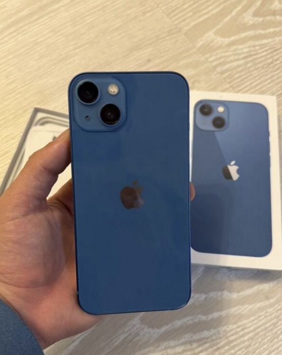 iPhone 13 128Gb с гарантией