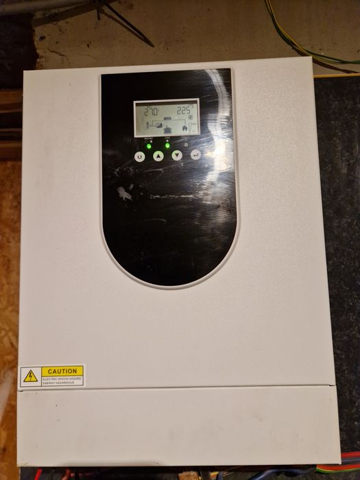 Invertor hibrid 3,2kw 24v