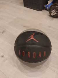 Баскетбольный мяч jordan