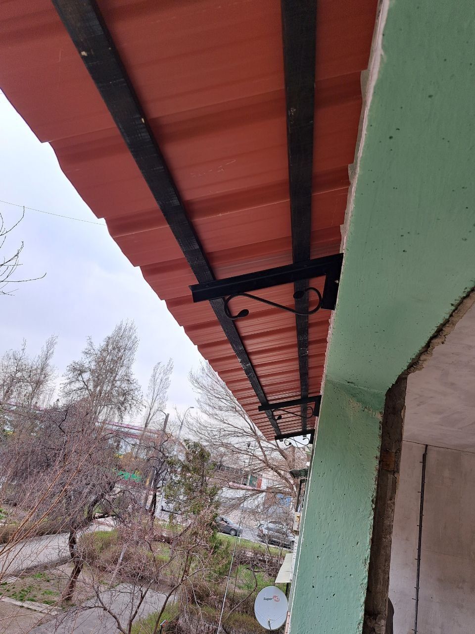 Установка козырьков