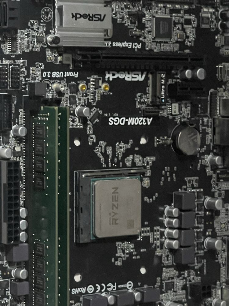 Геймърски Компютър/Части за amd build