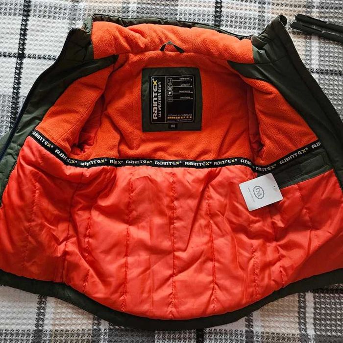 Geaca C&A marime  110