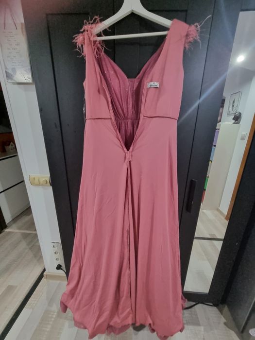 Vând rochie  de seară.