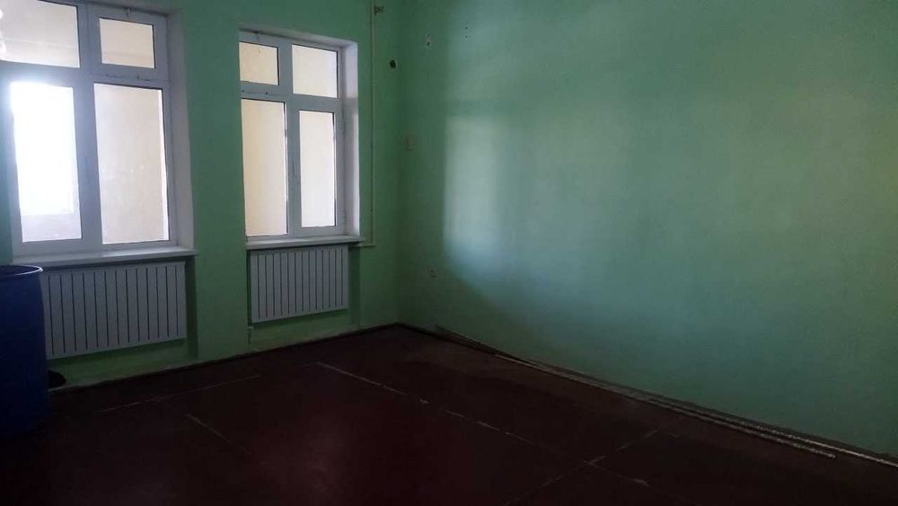 ТЕЗДА КОТТЕДЖ СОТИЛАДИ. Нархи келишилади. Манзил Гузор Мустакиллик.