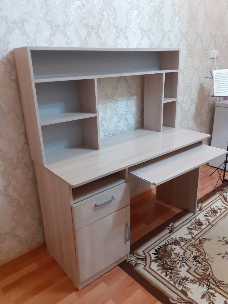 Продам рабочий стол