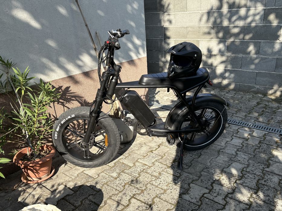 Fat bike 50km/h arata foarte bine