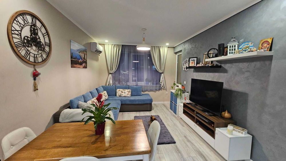 Тристаен апартамент, Възраждане 3, гр. Варна