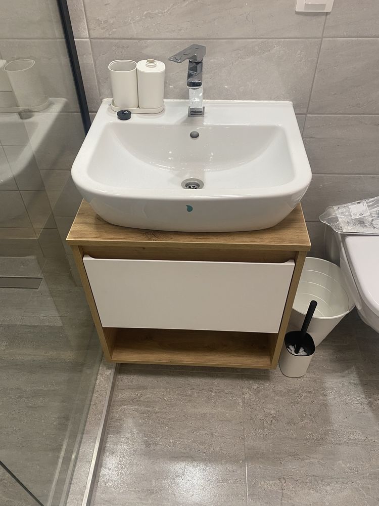 Inchiriez apartament 3 camere Maurer Tg Mures