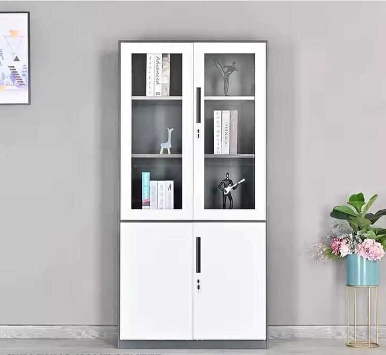 Металлический шкаф для документов