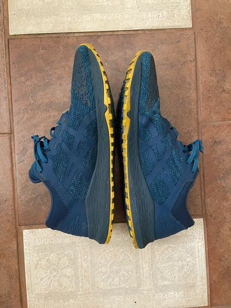 asics сини мъжки обувки използвани