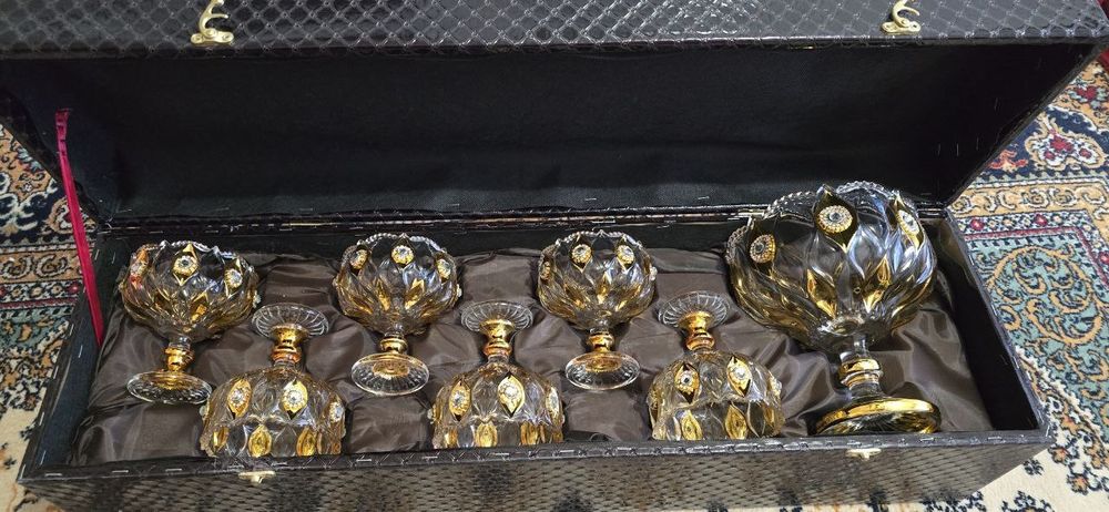 Набор декоративной посуды под Богемию