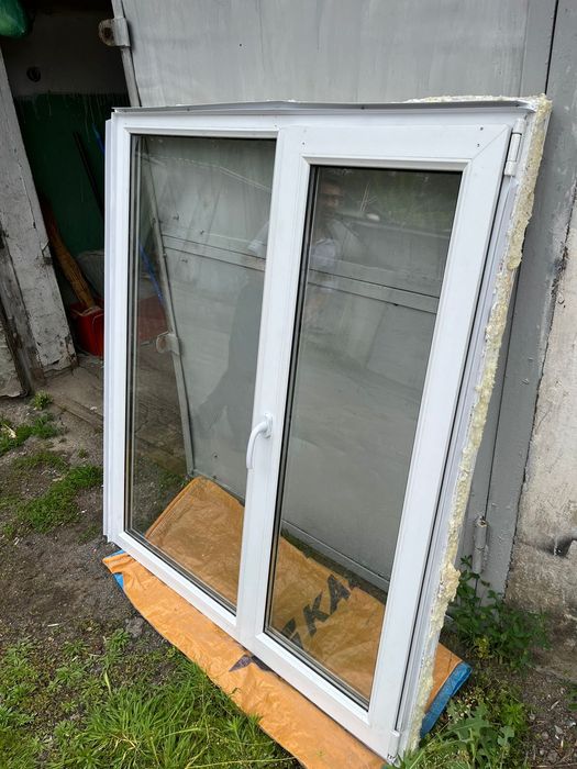 Продам пластиковое окно