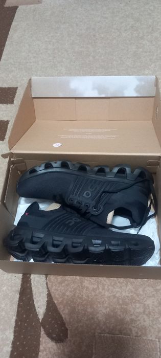 Adidasi On Cloud cloudswift4